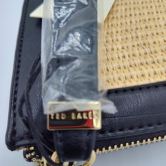 Ted Baker Raffia Wristlet Clutch NWT Black Trim Woven Logo Bag Summer Travel - Picture 4 of 6